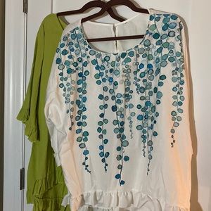 Set of 2 blouses. Womens 3XL. One green and one white with blue pattern.